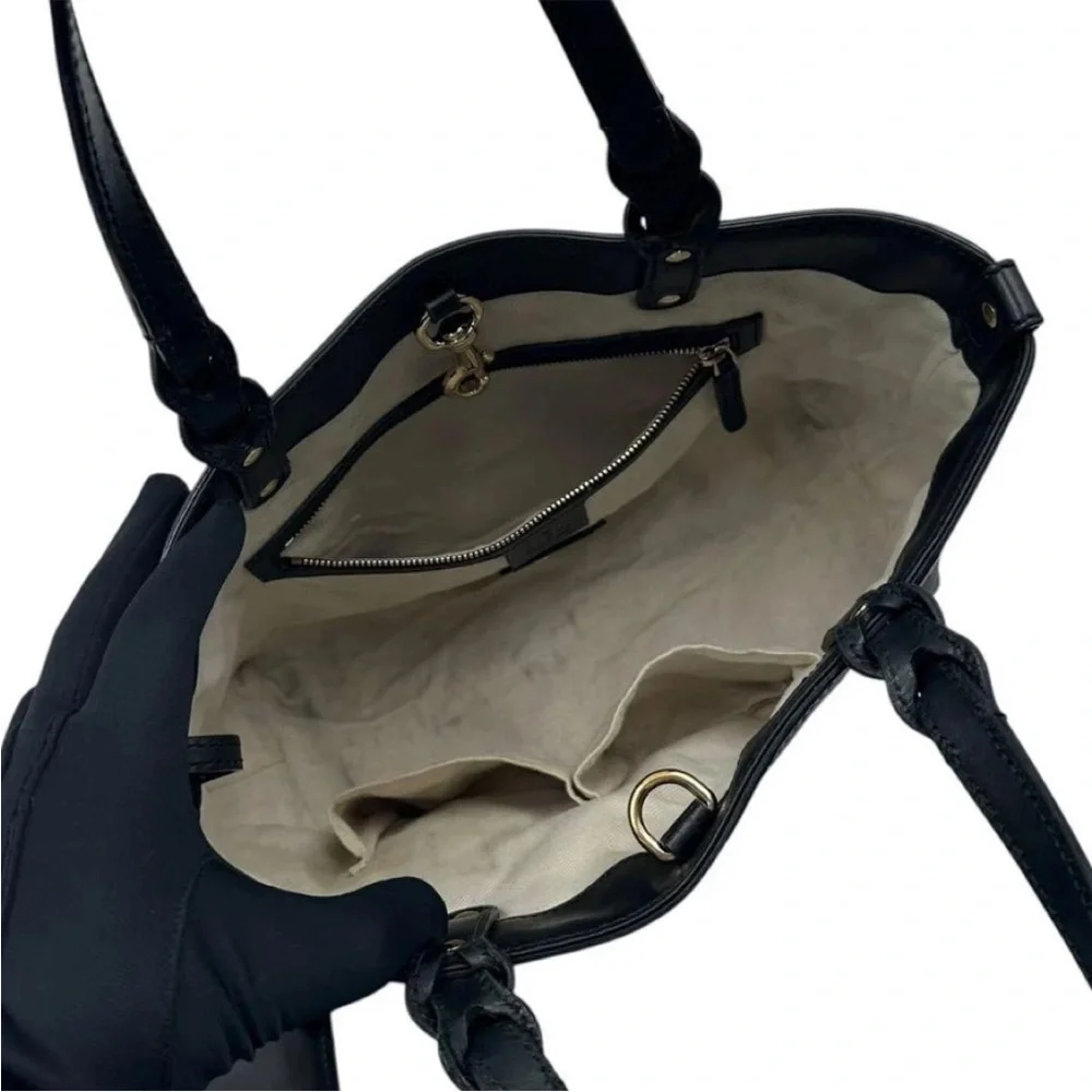 Gucci Black Women's Tote Bag with Pouch - Picture 9 of 11